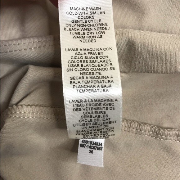 Chicos Tank Top Sleeveless Cami Beige Stretch Layer Womens Size Small Smoothing - Picture 9 of 11